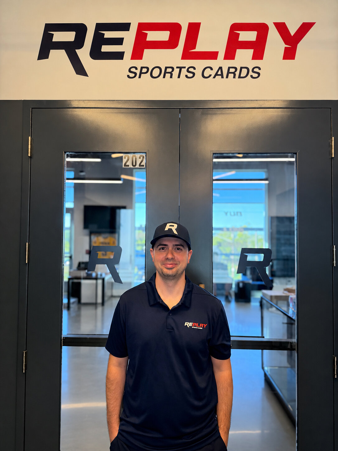 Replay Sports Cards Opens First Nashville-Area Location, Exp