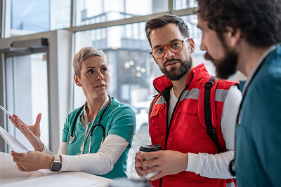 First responders, including paramedics, EMTs, doctors, and nurses, can save 20% on prescription eyeglasses and sunglasses at Eyemart Express.