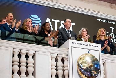 GoDaddy Brings 'Ink Your Link' Campaign to NYC: NYSE Content Update