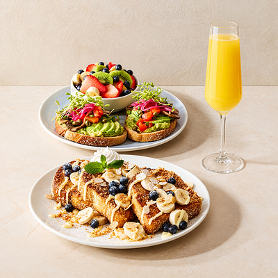 Pür & Simple Celebrates 10 Years with Its 75th Restaurant and First Downtown Toronto Location