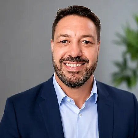 The Inner Circle acknowledges Joshua L. Davenport, RN, as a 