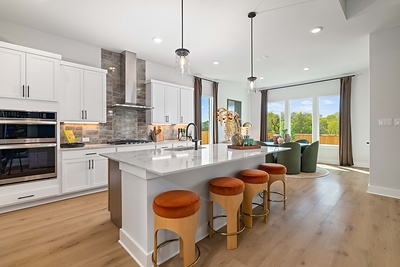 Everglade Kitchen | New Homes in Kyle, TX | Crosswinds by Century Communities