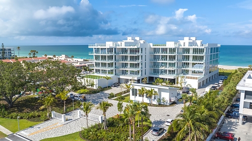 Durable waterproofing: PENETRON ADMIX SB protects the exposed and below-grade concrete structures of the Sage Longboat Key condominiums from the coastal climate and hydrostatic pressure. Durable waterproofing: PENETRON ADMIX SB protects the exposed and below-grade concrete structures of the Sage Longboat Key condominiums from the coastal climate and hydrostatic pressure.