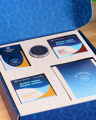 The 10-year Anniversary Box open