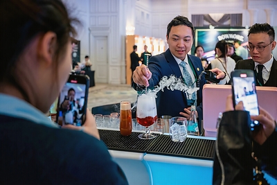 The Asia Bar Show will bring together 16 bars from across the region, including MESA Bar at THE KARL LAGERFELD MACAU, for a celebration of contemporary cocktail craftsmanship. The Asia Bar Show will bring together 16 bars from across the region, including MESA Bar at THE KARL LAGERFELD MACAU, for a celebration of contemporary cocktail craftsmanship.
