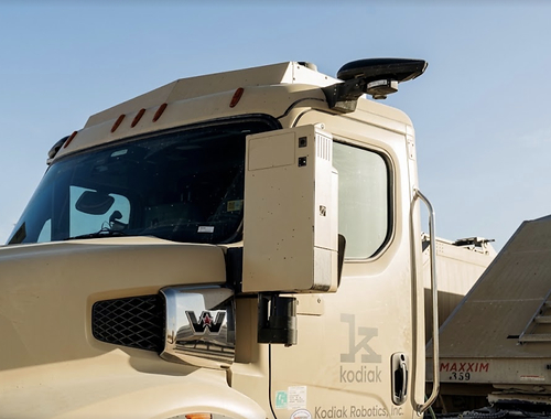 Kodiak Driver-powered truck equipped with MirrorEye Kodiak Driver-powered truck equipped with MirrorEye