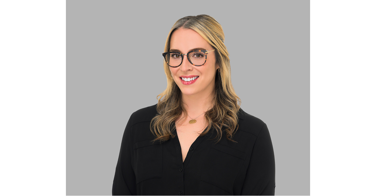 Bridge Legal Promotes Randi Cruz to Chief Financial Officer
