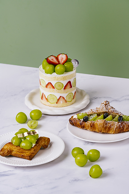 TOUS les JOURS Introduces Limited-Time Shine Muscat Bakery Collection