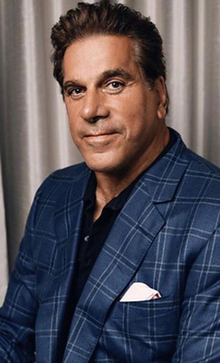 Crunch Arcadia's opening celebration will take place on Saturday November 7th from 10am-1pm featuring a special guest appearance by actor and bodybuilder legend Lou Ferrigno (The Incredible Hulk) with limited-edition signed photographs from 11am-12 noon. 
